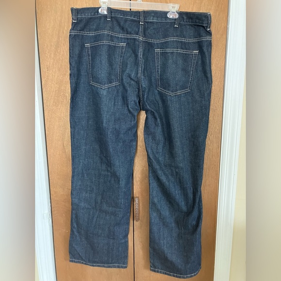 Old Navy Bootcut Jeans - Picture 2 of 3